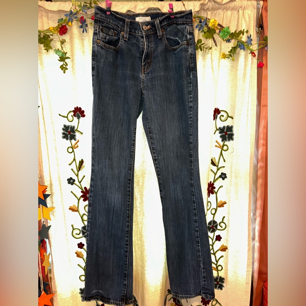 Levi's Blue Straight Leg Jeans Timeless Style